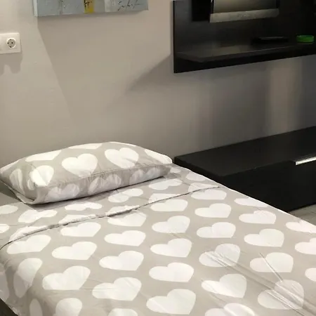 Lägenhet Cozy Wi-fi Gratis